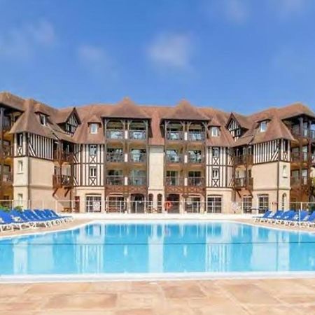 Le Cosy Residence Du Golf Deauville Exterior foto
