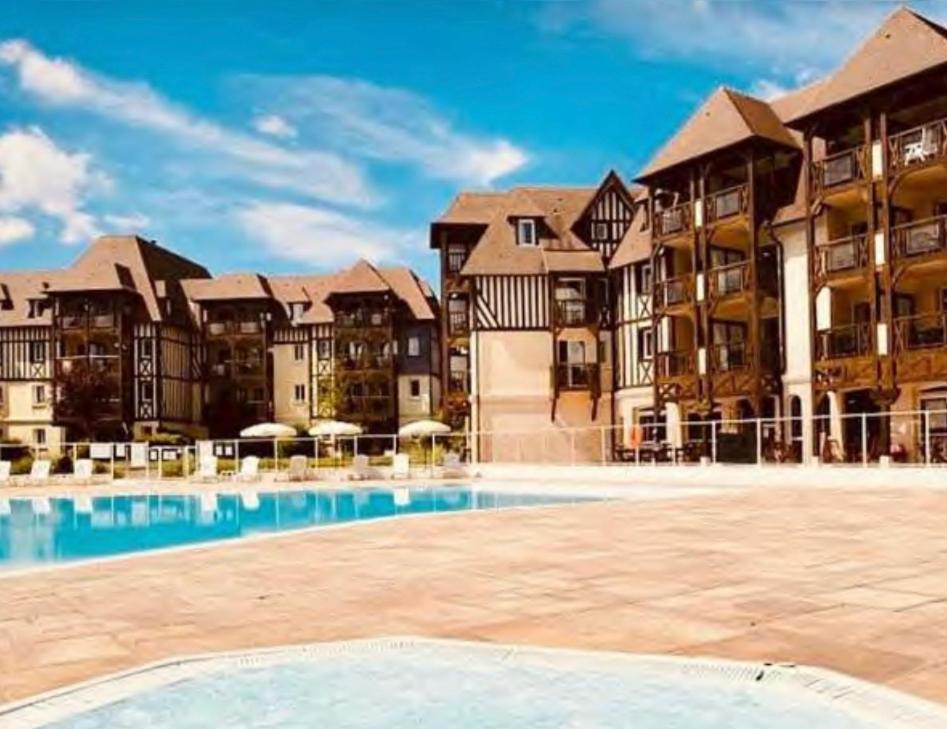Le Cosy Residence Du Golf Deauville Exterior foto